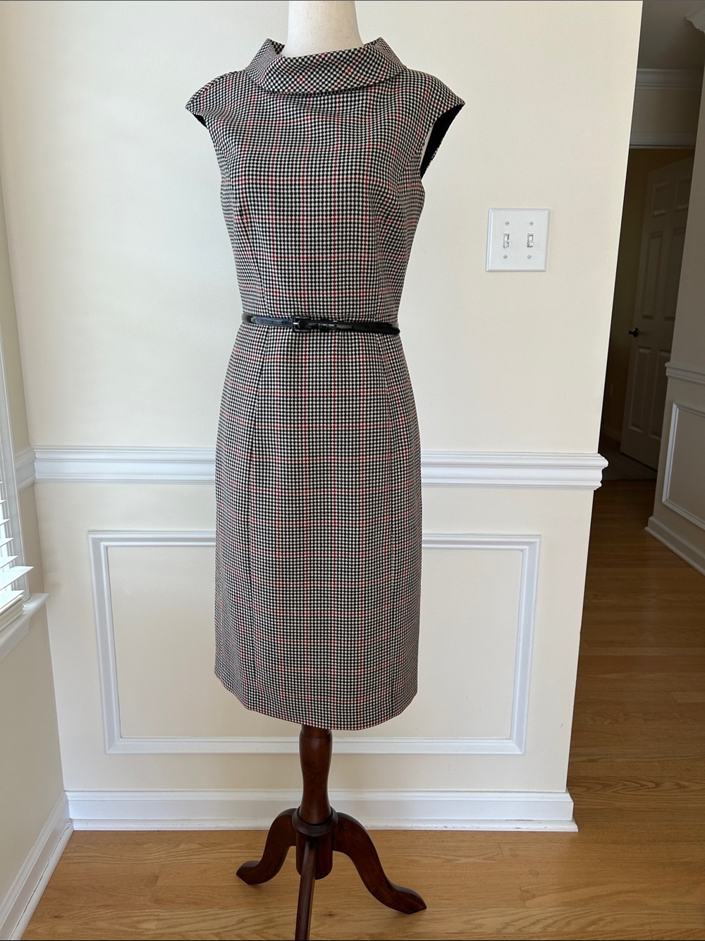 Brooks Brothers Black and Red Houndstooth Sheath Dress - Picture 4 of 8